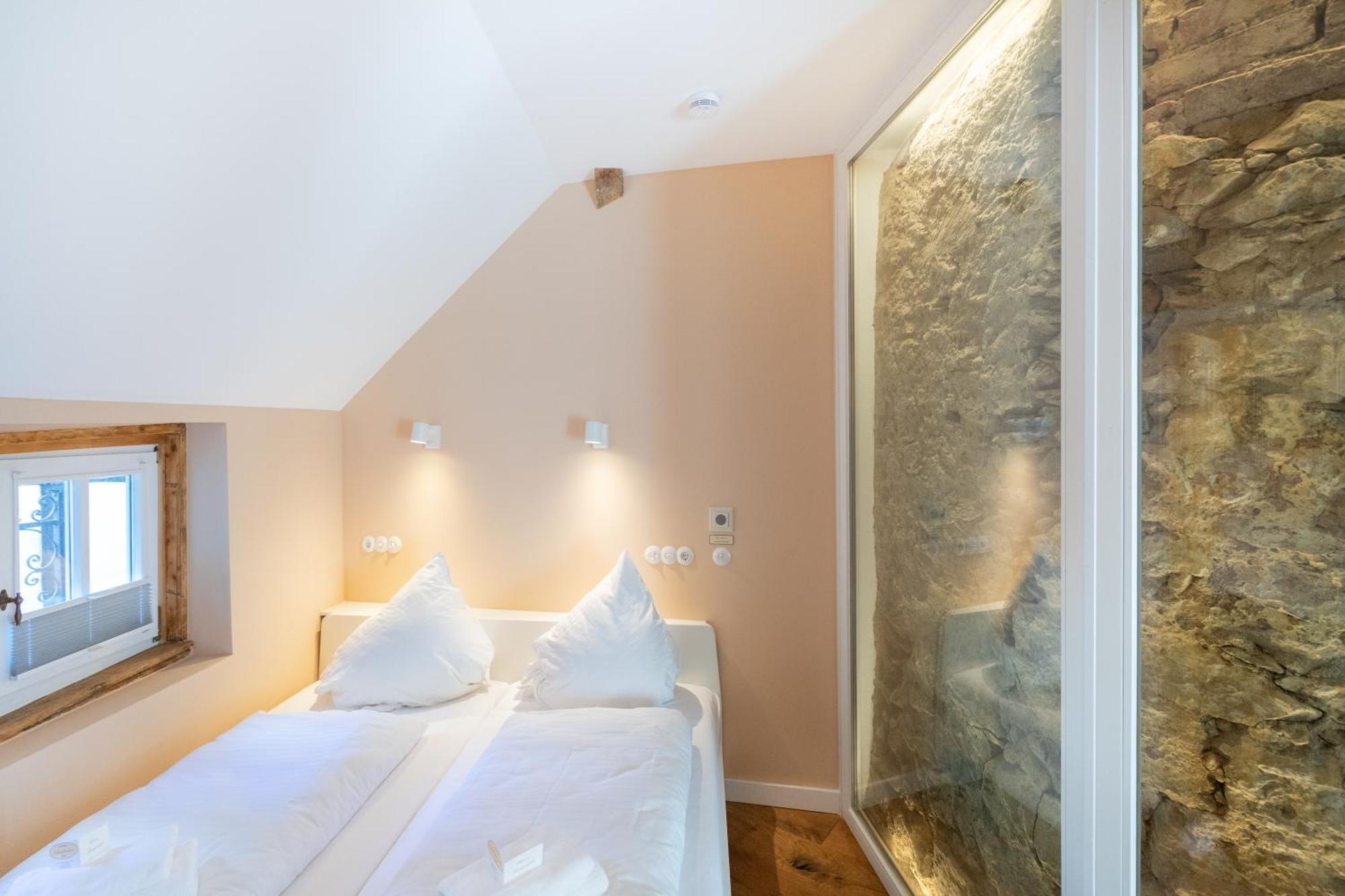 Boutique-Hotel Stadtherberge Wetzlar Bagian luar foto
