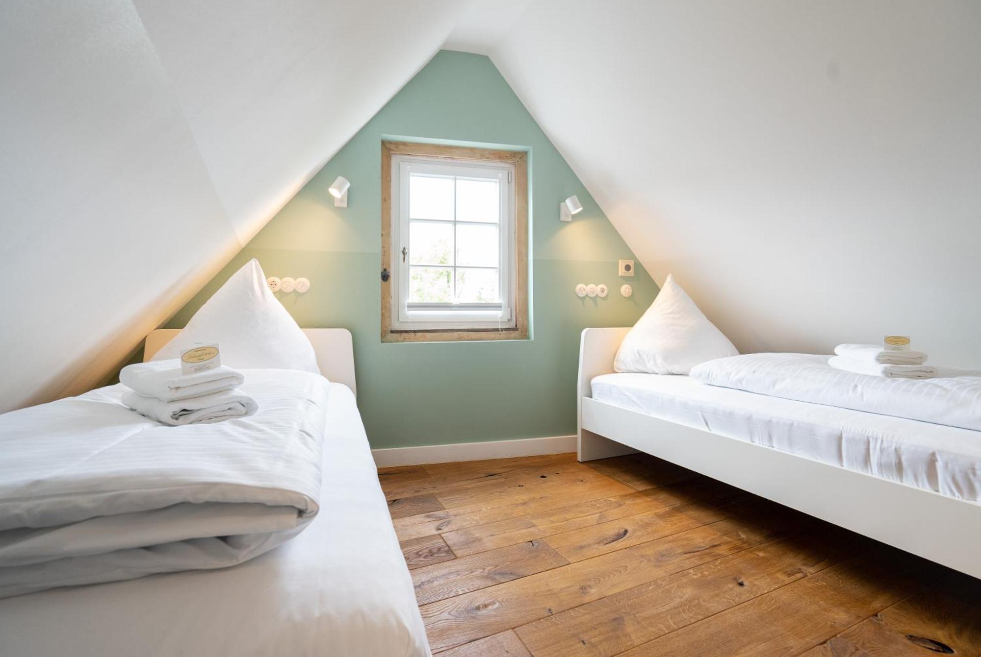 Boutique-Hotel Stadtherberge Wetzlar Bagian luar foto