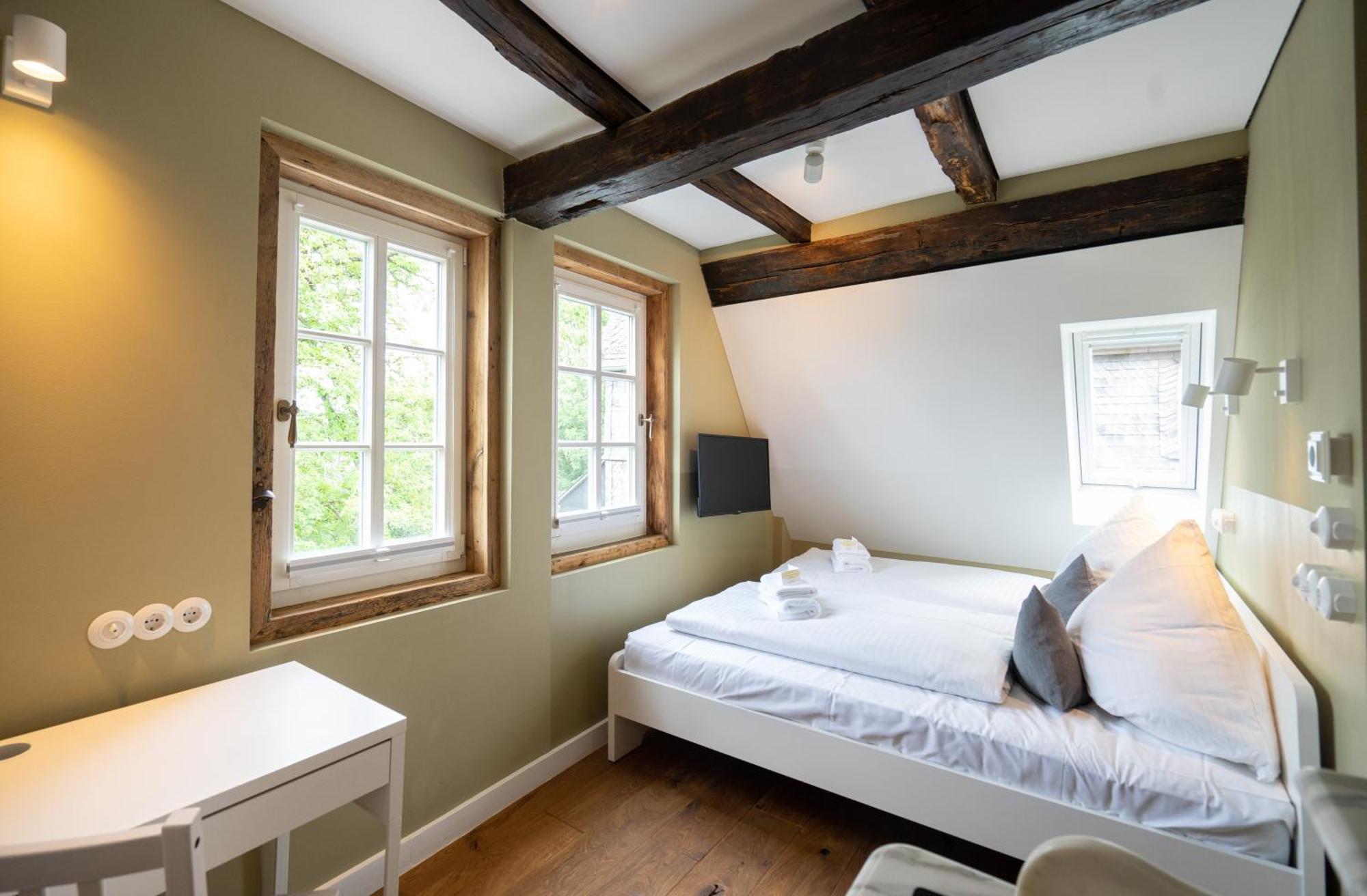 Boutique-Hotel Stadtherberge Wetzlar Bagian luar foto