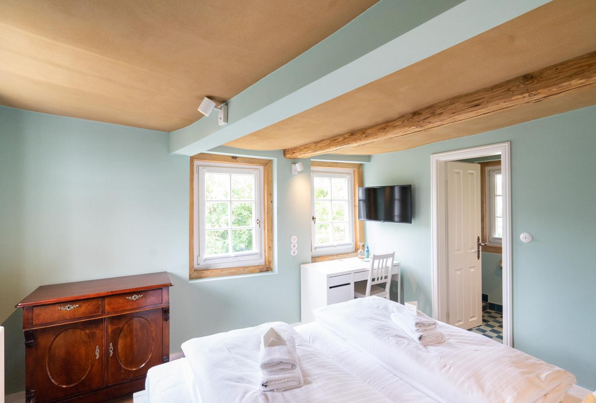 Boutique-Hotel Stadtherberge Wetzlar Bagian luar foto